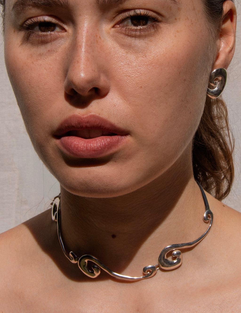 Siren Collar – sterling silver wave collar on a silk strap