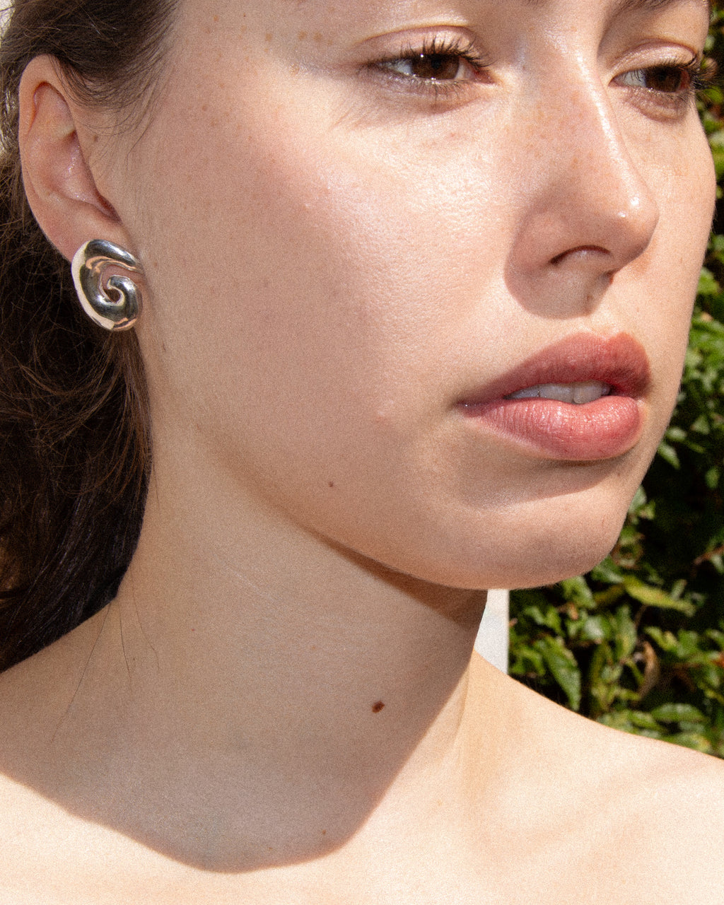Mirra earrings – spiral stud earrings in sterling silver